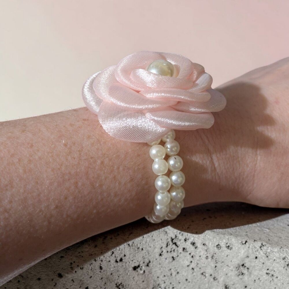 Pink Rose Flower Pearl Stretch Bracelet Elegant Floral Bracelet Women Girls